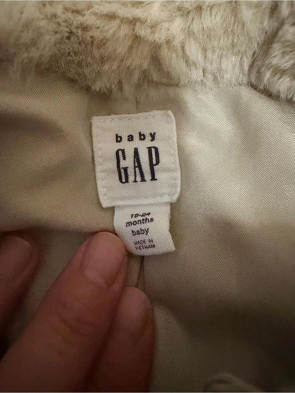Baby GAP Plush Faux Fur Jacket in Light Beige (18-24 months)
